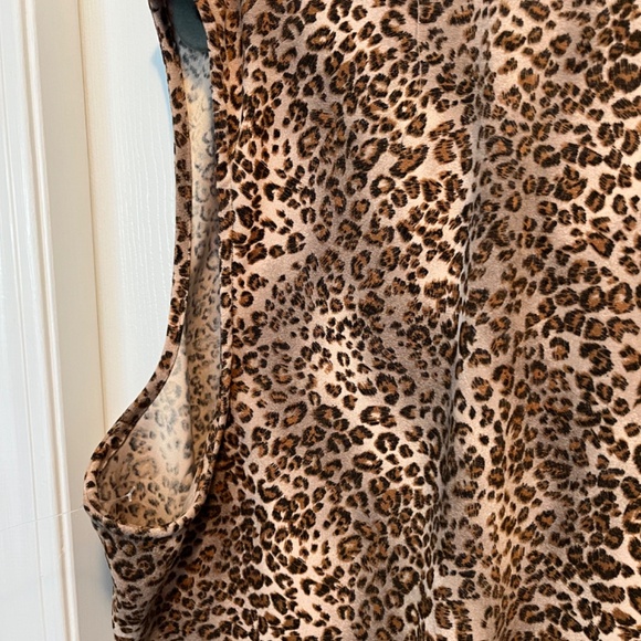 Tan Jay size 18 vest - Picture 12 of 15